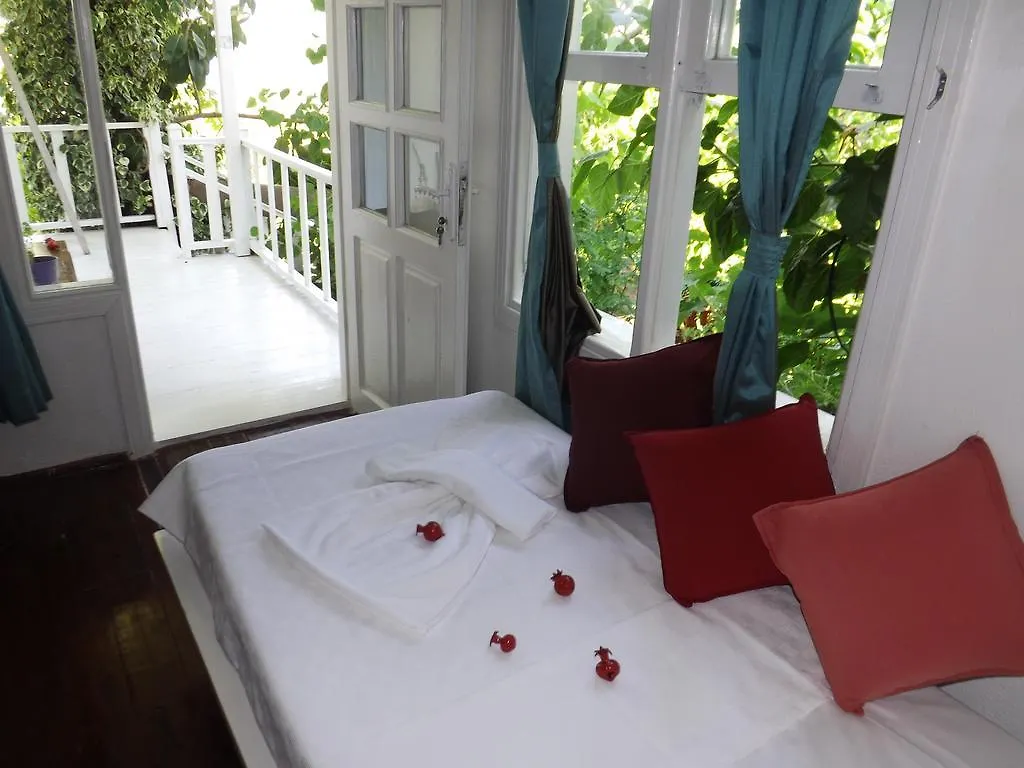 Narlı Pansiyon Marmaris